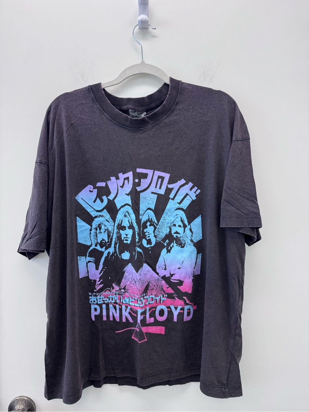 Cotton On Black Pink Floyd Graphic Tee with Blue & Purple Art - Picture 2 of 4